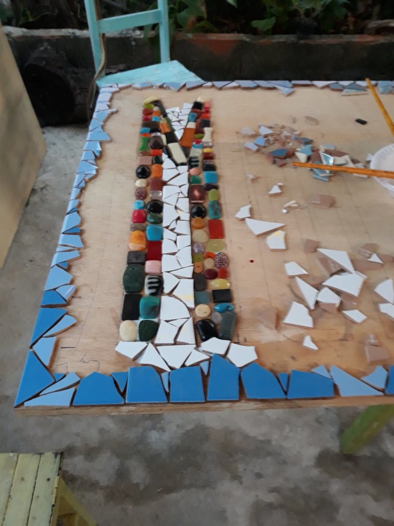 mosaico-com-tampinhas-2
